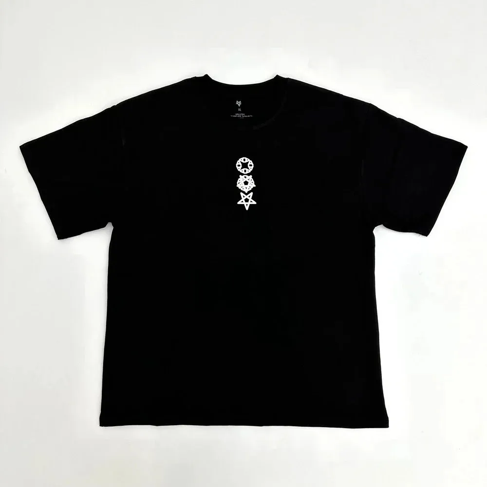 Czarny T-shirt 1017 ALYX 9SM z małym białym nadrukiem na środku piersi