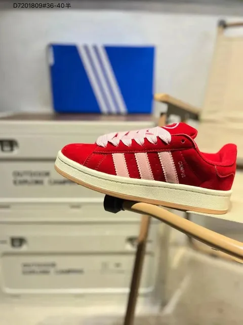 Adidas Czerwony Zamszowy Różowy Stripe Gum Sole Campus Sneakersy