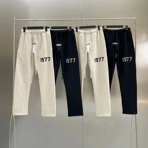 Essentials 1977 Logo Fleece Straight-Leg Sweatpants